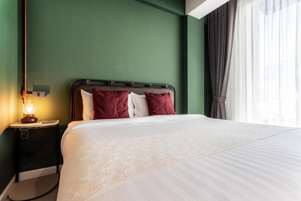 Hotel The Wood Surin Zewnętrze zdjęcie