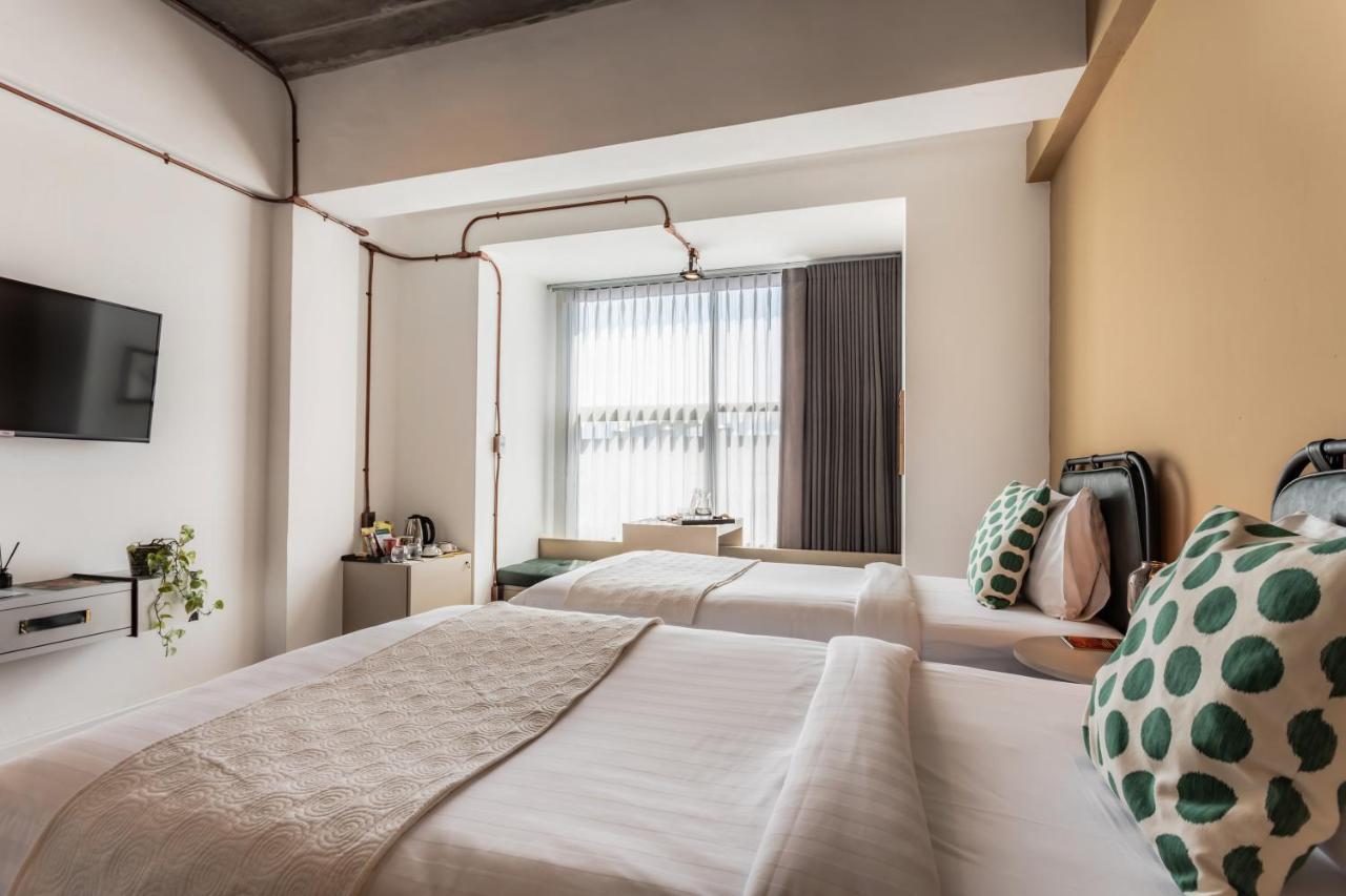 Hotel The Wood Surin Zewnętrze zdjęcie