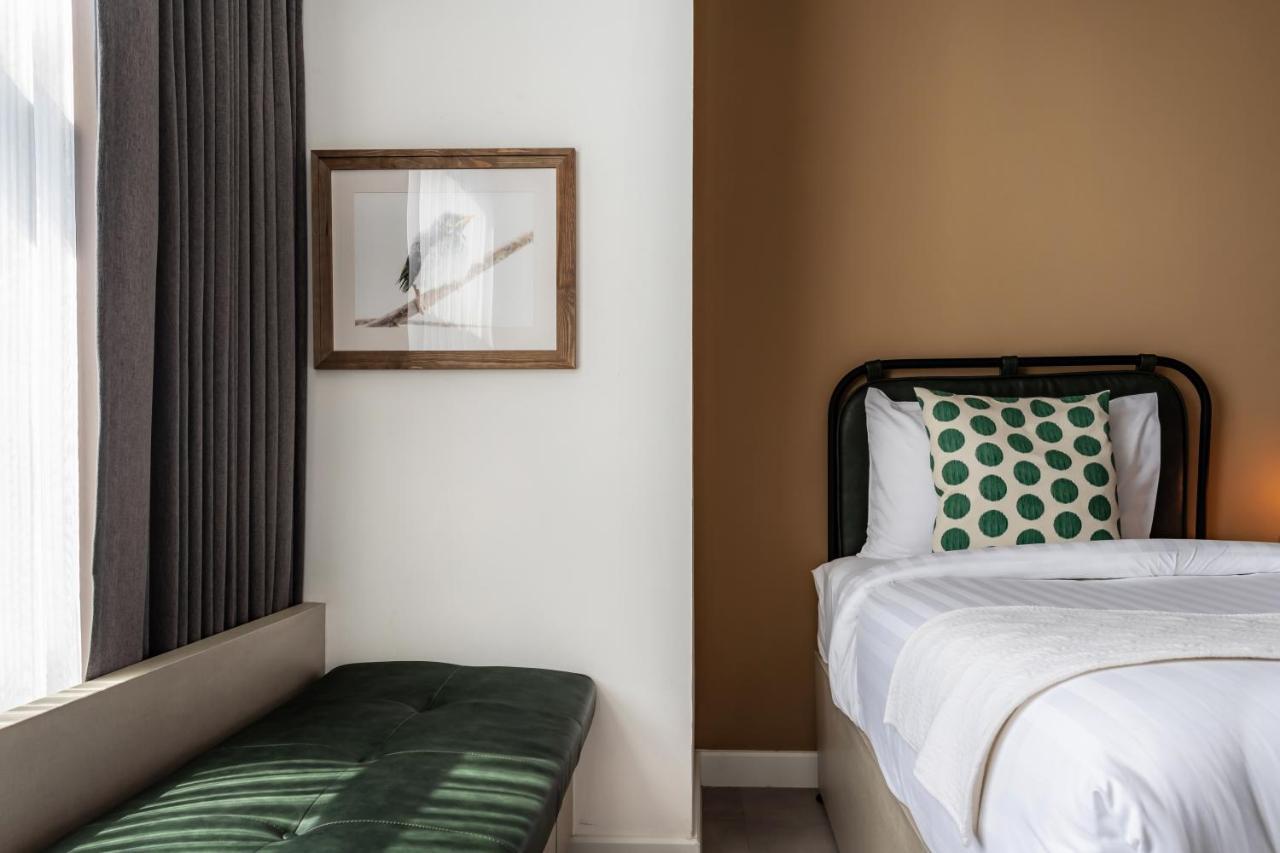 Hotel The Wood Surin Zewnętrze zdjęcie